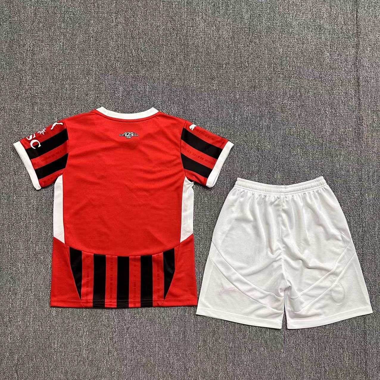 2024/2025 Milan Home Football Shirt kids
