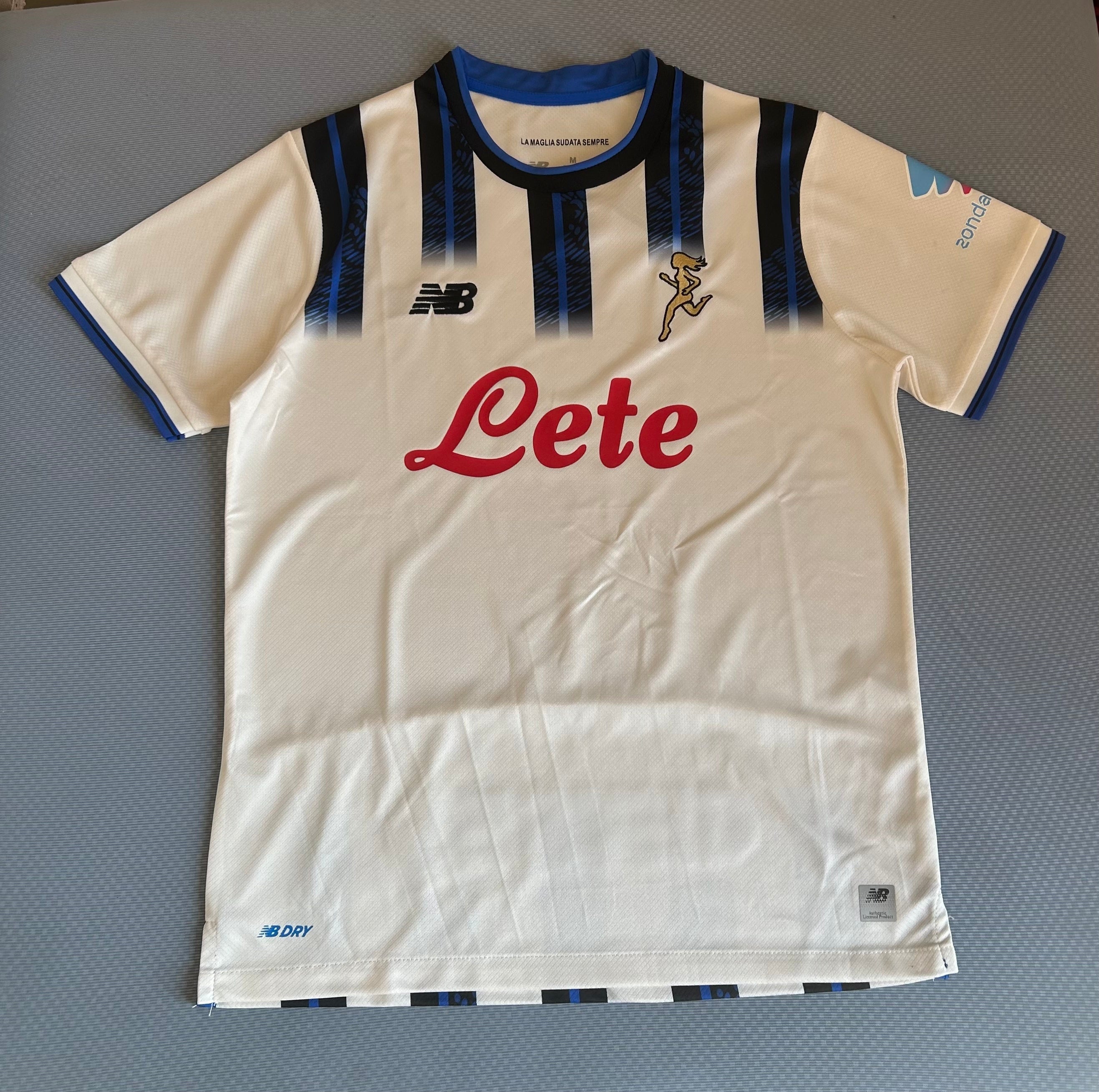 Atalanta 2025/26 away jersey