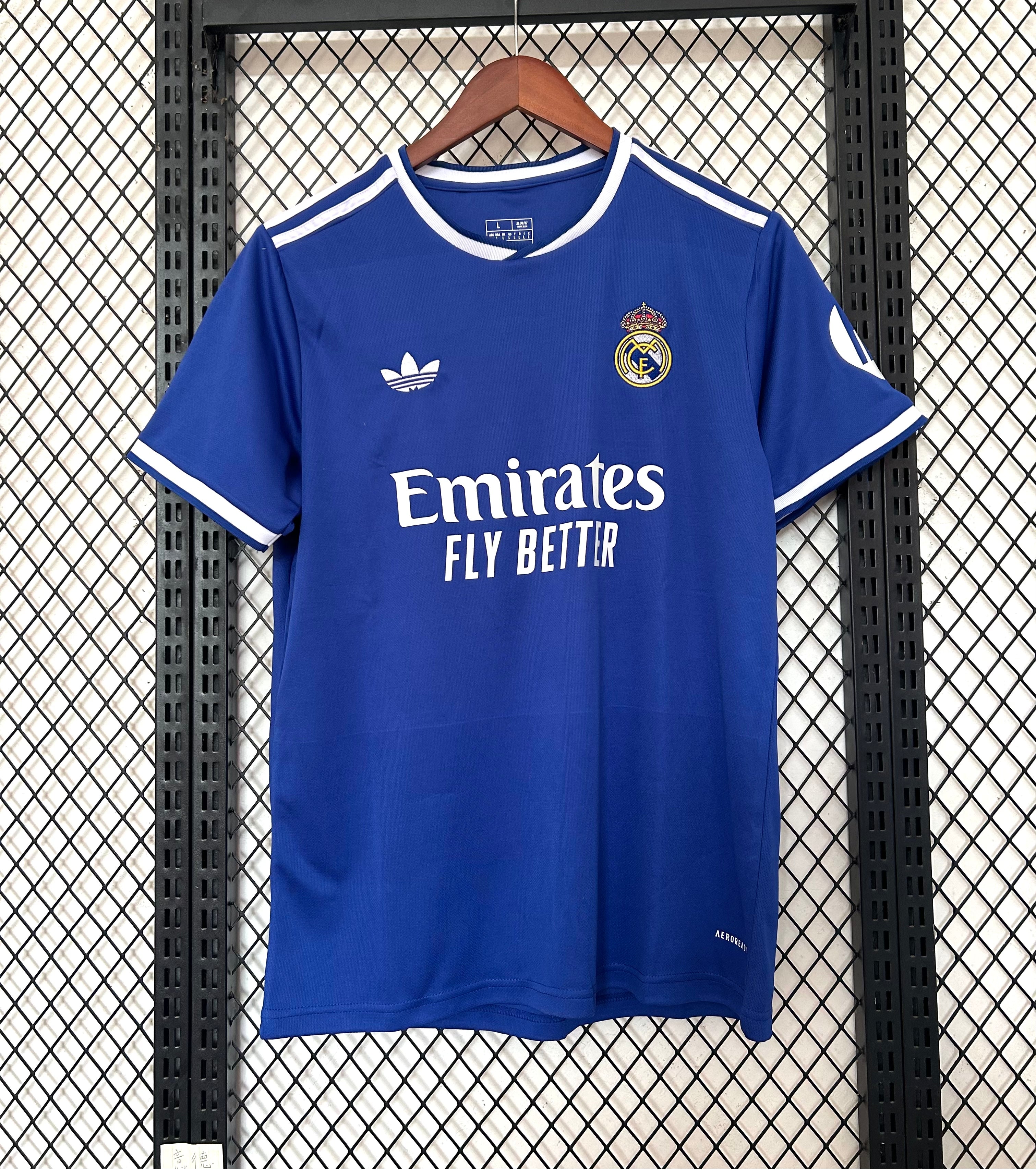 Maglia Real Madrid 2025/26 Third