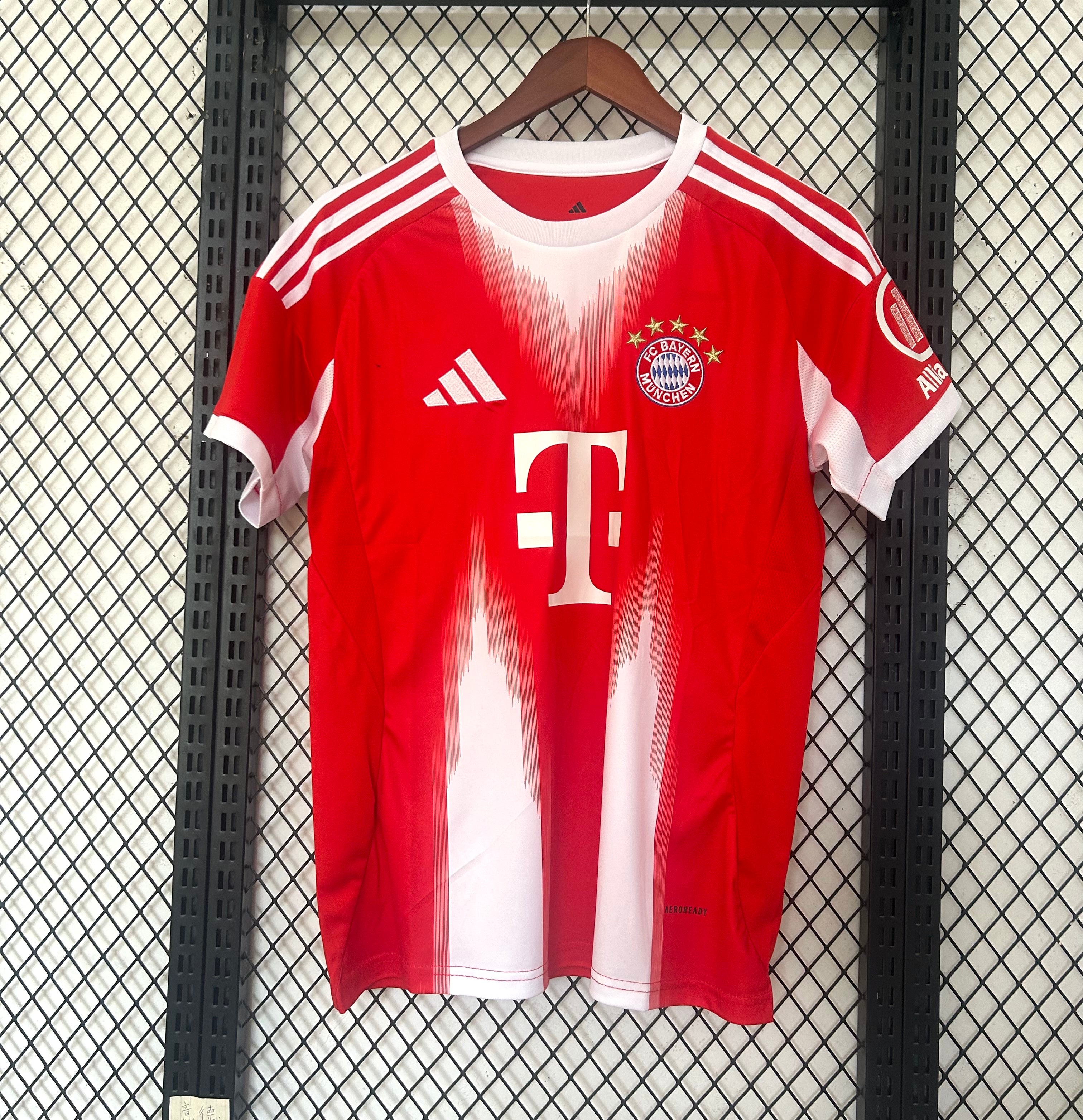 Bayern Munich 2025/26 Home jersey