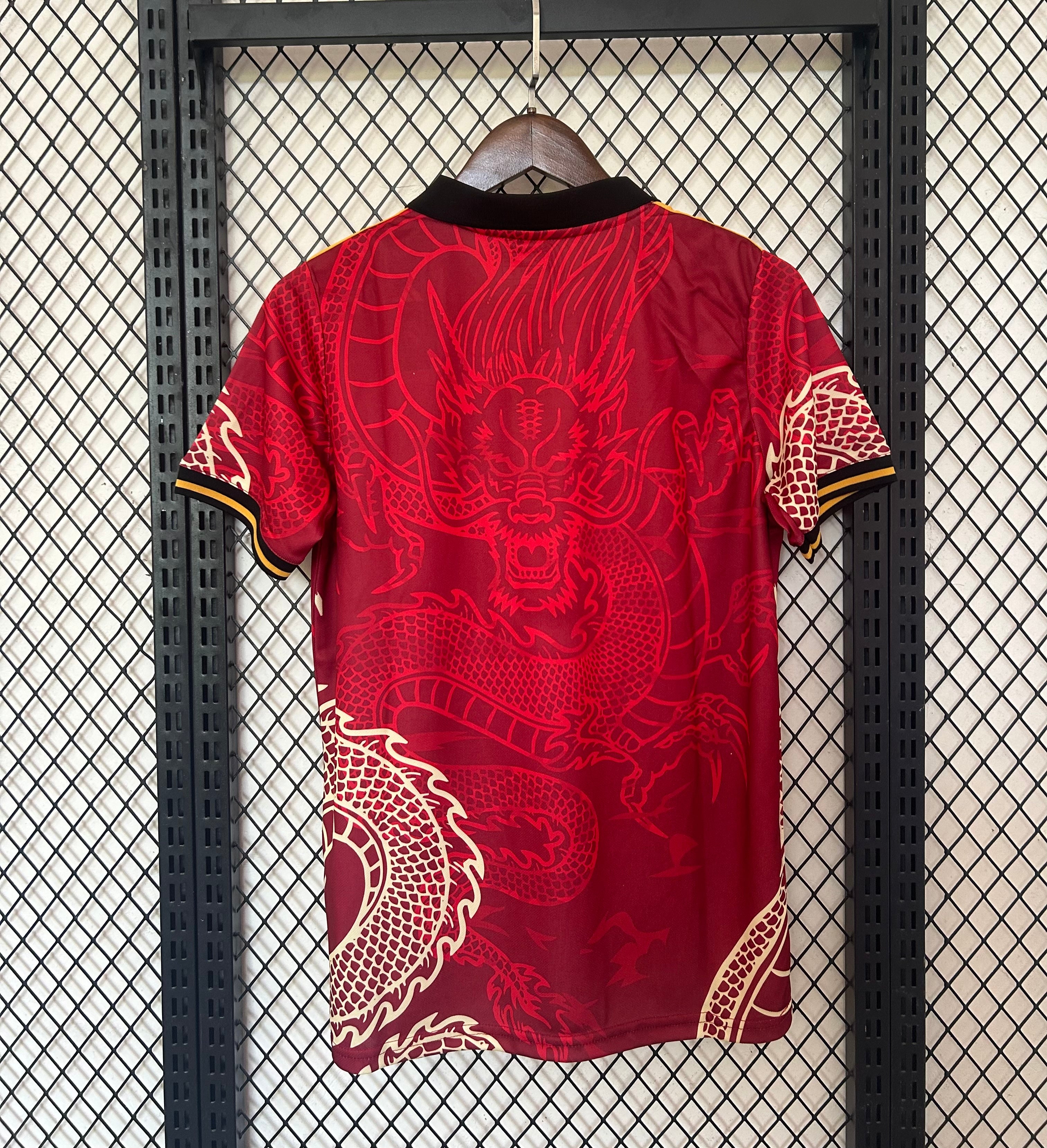 Maglia real madrid special 2024/25 rossa oro