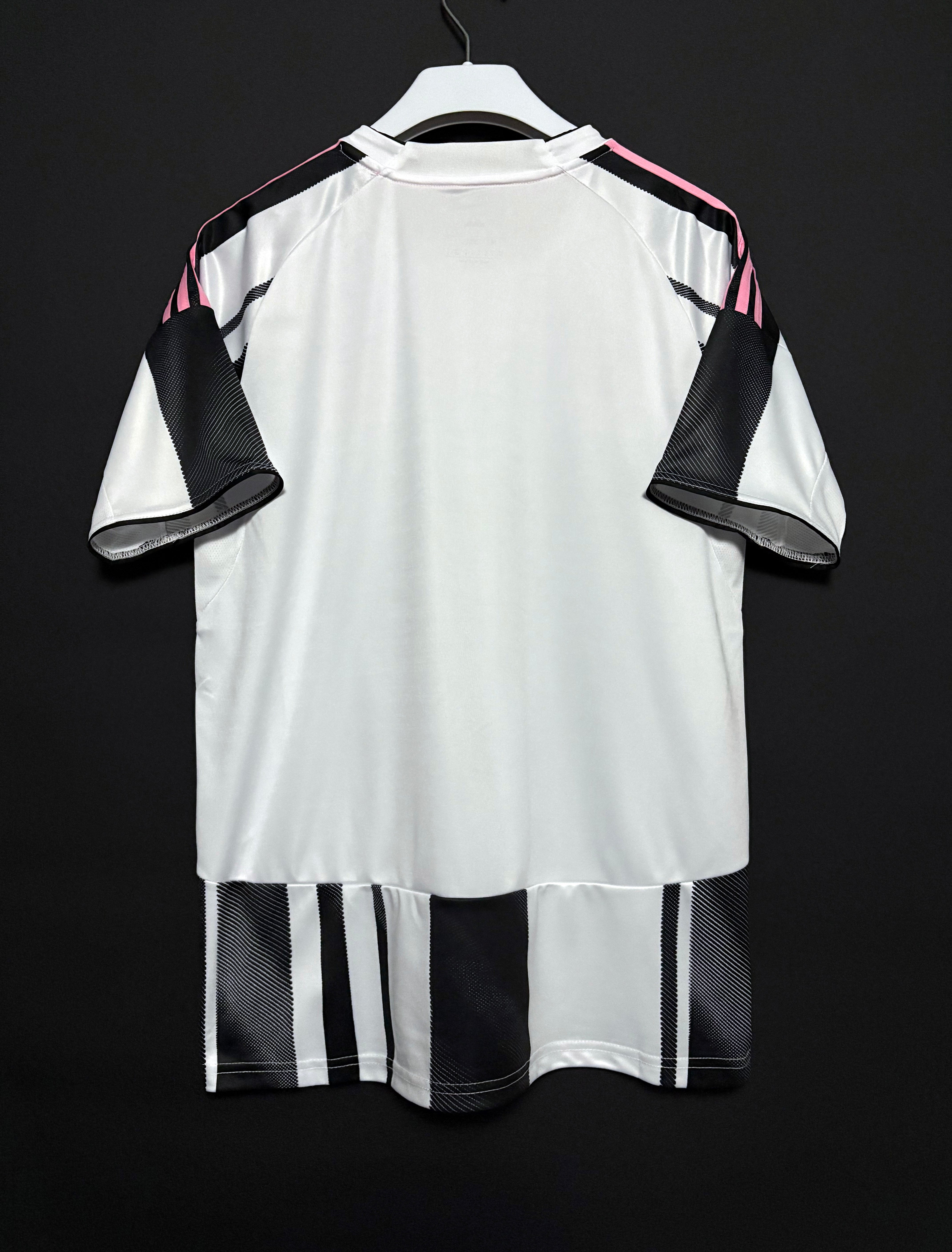 Juventus 2025/26 Home Jersey
