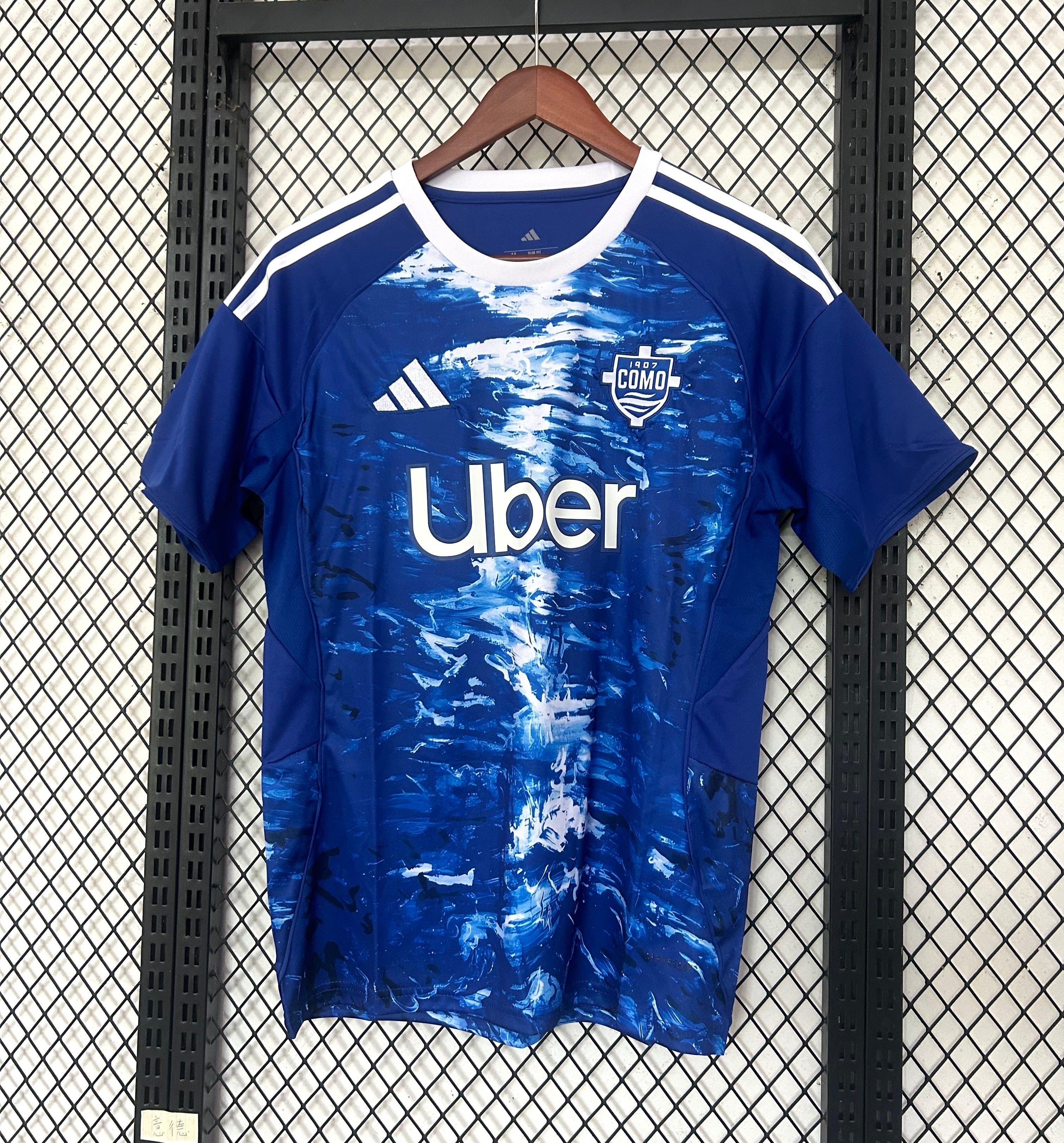 Como 2025/26 Home jersey