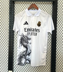 Maglia Real Madrid Special 2025 bianca con dragone nero e colletto